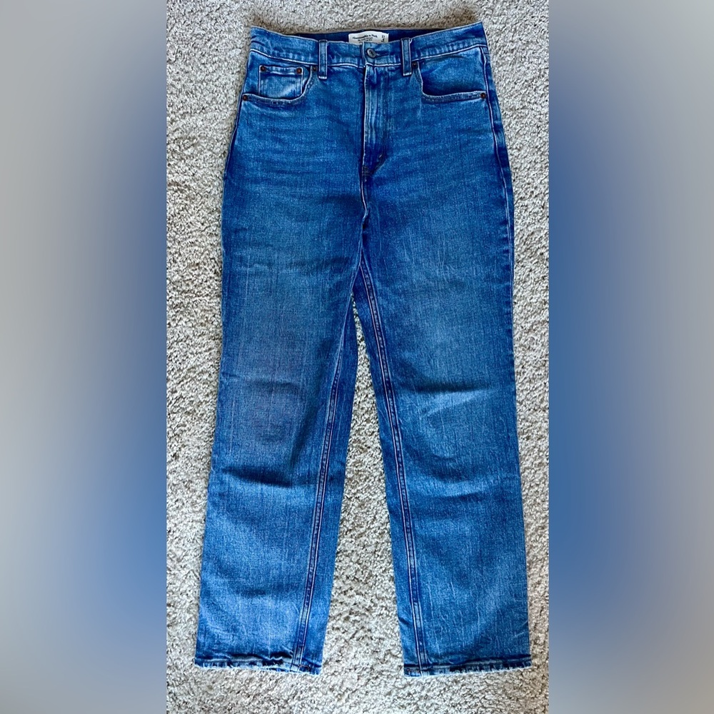 Abercrombie & Fitch Ankle Straight High Rise Jeans